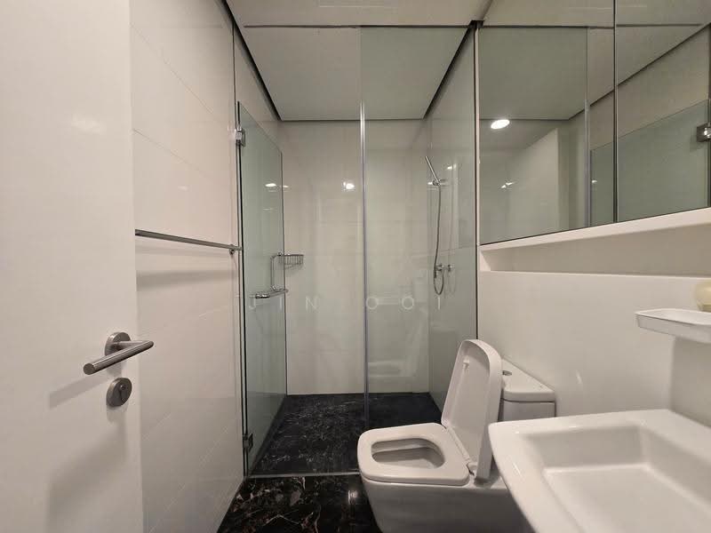 Kediaman Servis untuk Disewa di Arcoris Residences - Jin Ooi - Bathroom - PropertyGuru.com.my