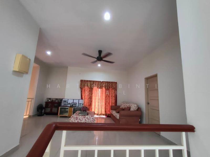 Bungalow House for Sale in Bandar Penawar (Kota Tinggi) - Hartini Binti Ismail - Living Room - PropertyGuru.com.my