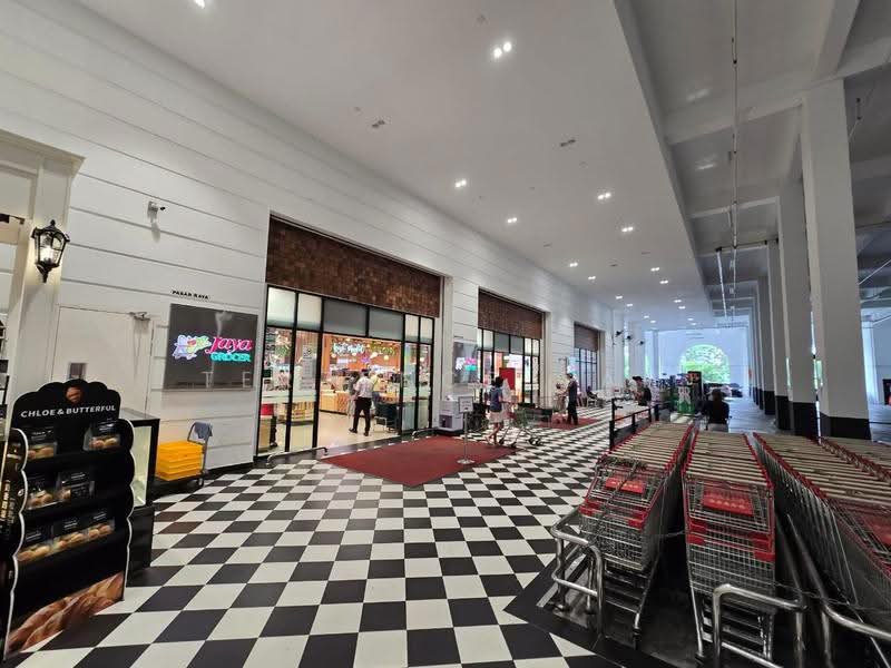 Retail Space for Sale in Johor Bahru (Johor) - Terrence Gan - JAYA GROCER AT NEARBY - PropertyGuru.com.my