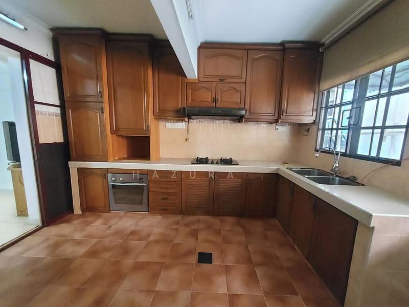 Rumah Teres 2-Tingkat untuk Dijual di Seksyen 6 (Shah Alam) - Hazura . - Kitchen - PropertyGuru.com.my