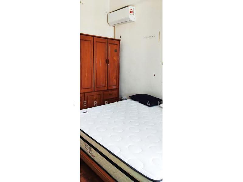 Apartment for Rent at Sri Saujana - Jerry Tan - Bedroom - PropertyGuru.com.my