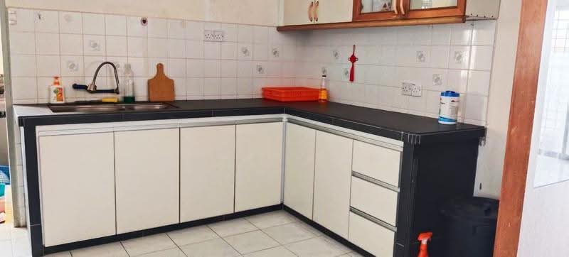 Apartment for Rent at Sri Saujana - Jerry Tan - Kitchen - PropertyGuru.com.my