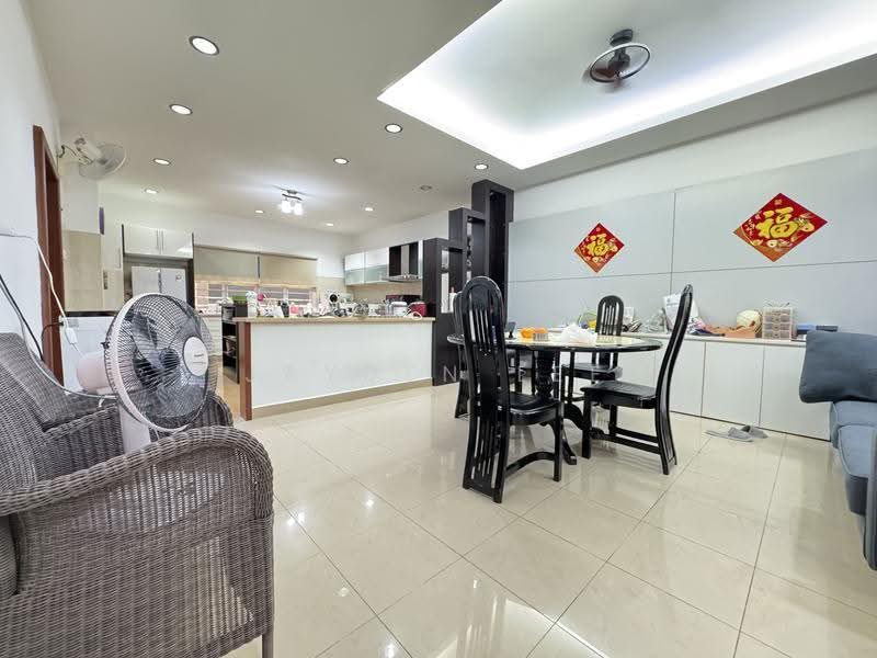 Semi-Detached House for Sale in Bandar Puteri Puchong (Puchong) - Jayden Lee - Kitchen - PropertyGuru.com.my