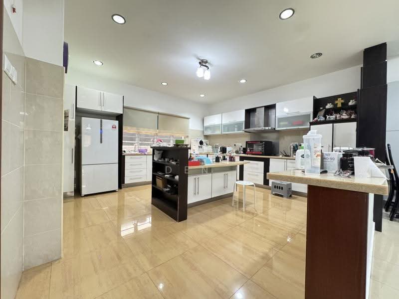 Semi-Detached House for Sale in Bandar Puteri Puchong (Puchong) - Jayden Lee - Kitchen - PropertyGuru.com.my