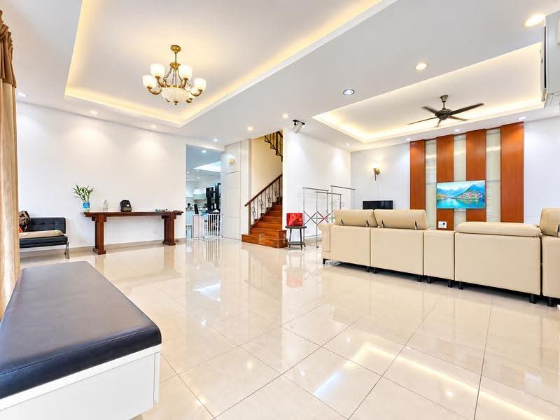 Rumah Berkembar untuk Dijual di Bandar Puteri Puchong (Puchong) - Jayden Lee - Living Room - PropertyGuru.com.my