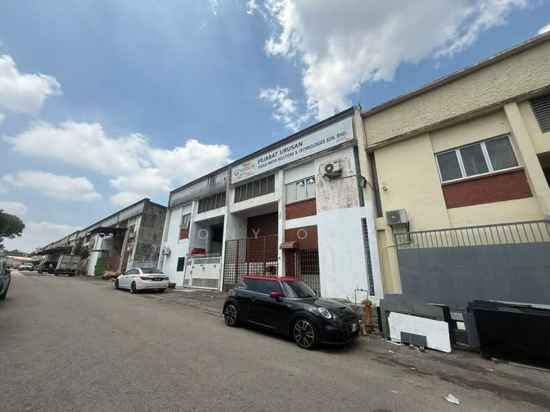 Kilang Teres untuk Dijual di Taman Daya (Johor Bahru) - Cony Ong - Exterior - PropertyGuru.com.my