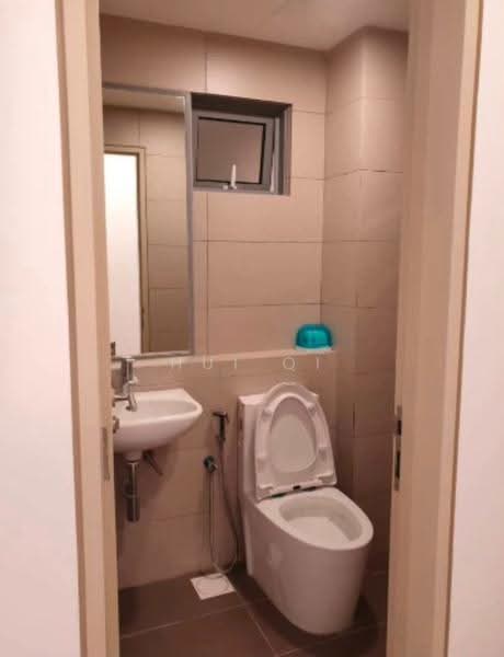 Condominium for Rent at Lakefront Residence - Hui Qi - Bathroom - PropertyGuru.com.my