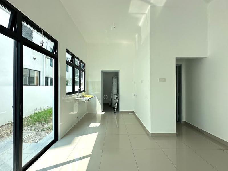 Rumah Kluster untuk Dijual di Taman Mutiara Mas (Skudai) - Winson Tan - Kitchen - PropertyGuru.com.my