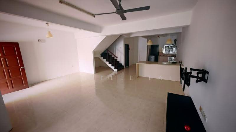 Rumah Teres 2-Tingkat untuk Disewa di Kota Kemuning (Shah Alam) - Michelle Lai - Living Room - PropertyGuru.com.my