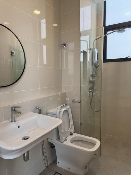 Kondominium untuk Disewa di Waltz Residences - Shelleen Pang - Bathroom - PropertyGuru.com.my
