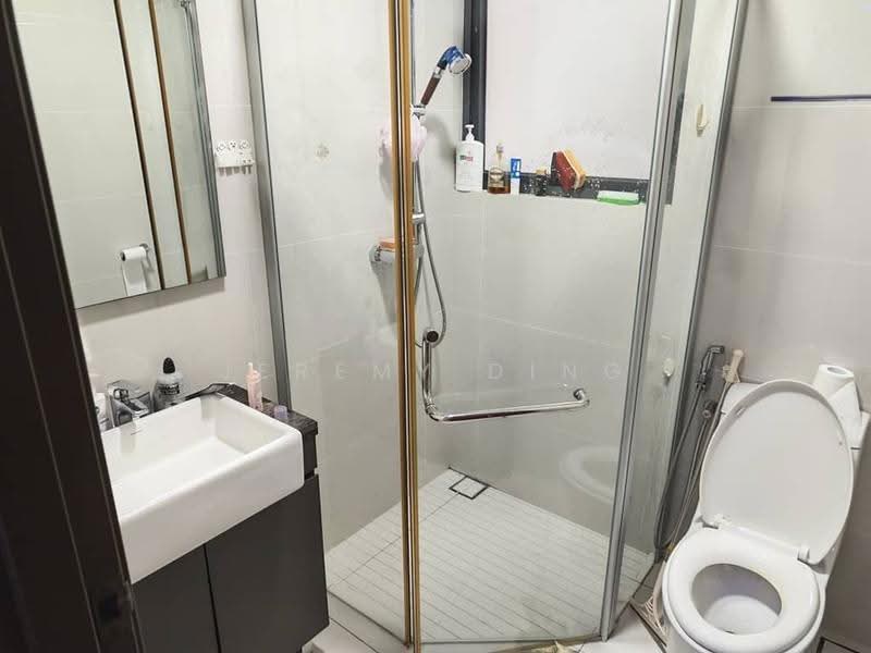 Condominium for Rent at Kings Bay @ Country Garden Danga Bay - Jeremy Ding - Bathroom - PropertyGuru.com.my