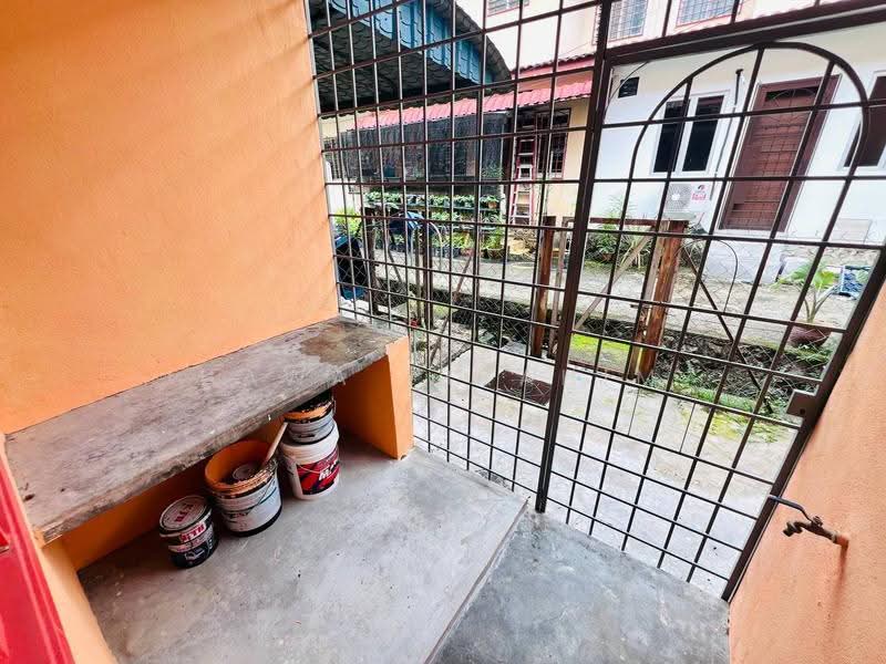 Rumah Teres 2-Tingkat untuk Dijual di Taman Pelangi Semenyih (Semenyih) - Hawa Ibrahim - Exterior - PropertyGuru.com.my