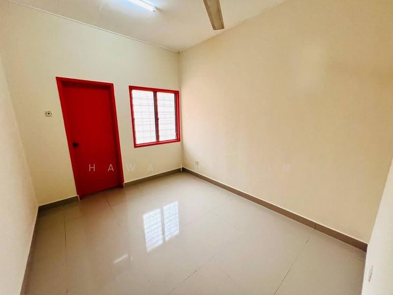 Rumah Teres 2-Tingkat untuk Dijual di Taman Pelangi Semenyih (Semenyih) - Hawa Ibrahim - Interior - PropertyGuru.com.my