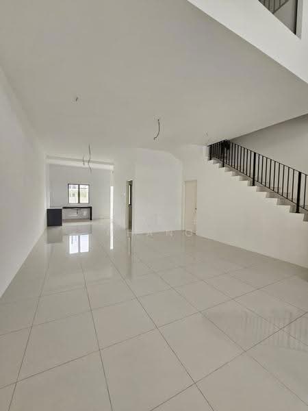 Terraced House for Sale in Ipoh (Perak) - Phoebe Chang - Living Room - PropertyGuru.com.my