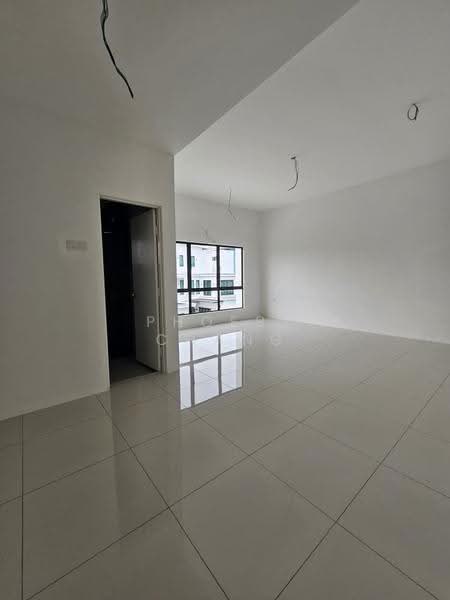 Terraced House for Sale in Ipoh (Perak) - Phoebe Chang - Living Room - PropertyGuru.com.my