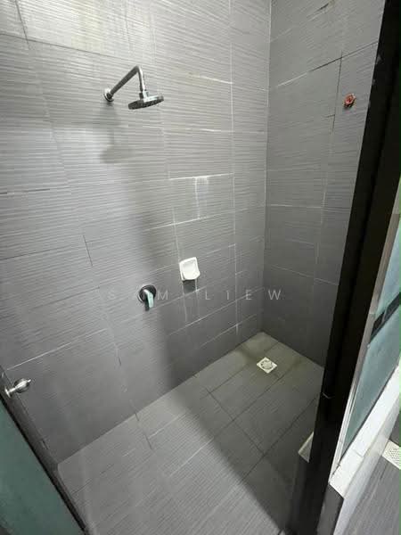 Rumah Teres 2.5-Tingkat untuk Disewa di Kulai (Johor) - Sam Liew - Bathroom - PropertyGuru.com.my