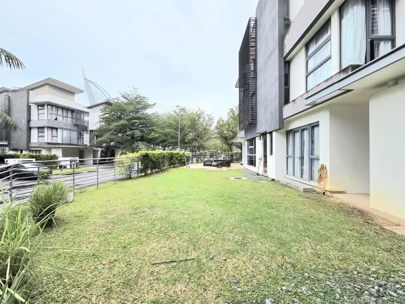 Rumah Berkembar untuk Dijual di Presint 8 (Putrajaya) - Thoriq Suparman - Exterior - PropertyGuru.com.my