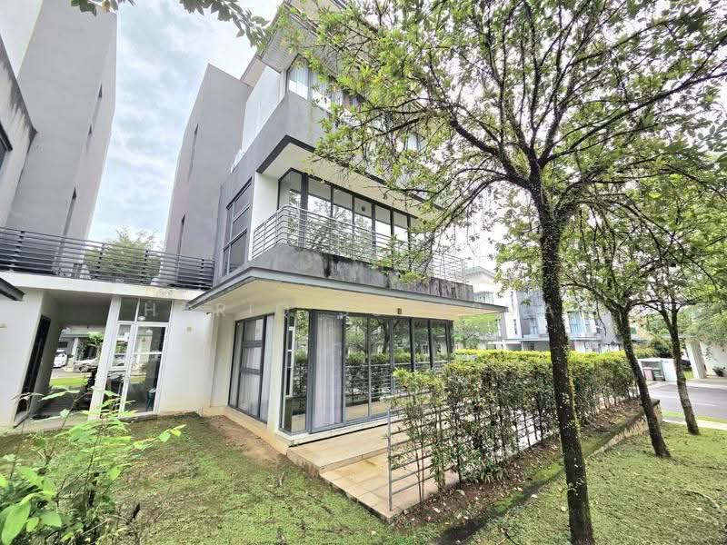 Rumah Berkembar untuk Dijual di Presint 8 (Putrajaya) - Thoriq Suparman - Exterior - PropertyGuru.com.my