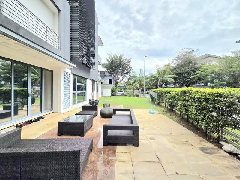 Rumah Berkembar untuk Dijual di Presint 8 (Putrajaya) - Thoriq Suparman - Exterior - PropertyGuru.com.my