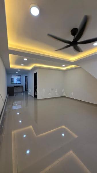 2-storey Terraced House for Sale in Taman Menara Maju (Klang) - Sariza Hartanah - Living Room - PropertyGuru.com.my