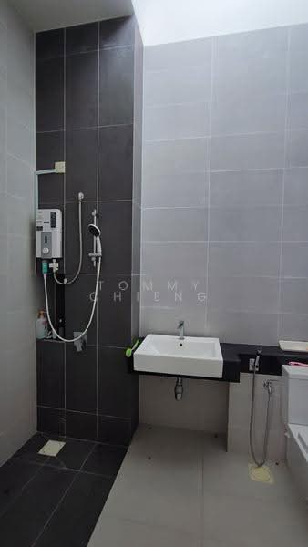 Rumah Teres 2-Tingkat untuk Disewa di Eco Majestic (Semenyih) - TOMMY CHIENG - Bathroom - PropertyGuru.com.my