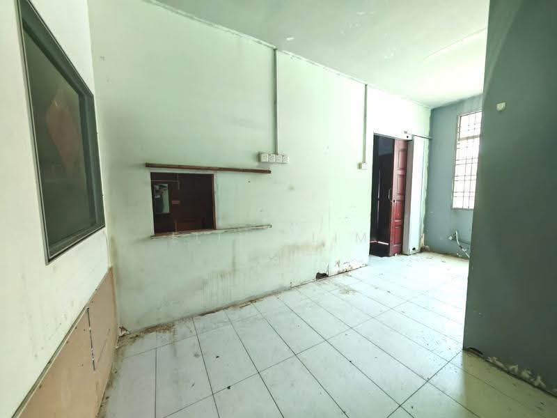 Retail Space for Rent in Kawasan Perniagaan Teras Jaya (Butterworth) - Elina Lim - Interior - PropertyGuru.com.my