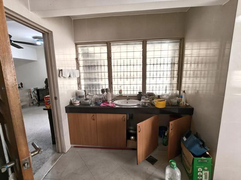 Rumah Teres 2-Tingkat untuk Dijual di Taman Desa (Kuala Lumpur) - Cyrus Ng - Kitchen - PropertyGuru.com.my