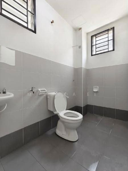 2-storey Terraced House for Sale in Taman Laman Indah (Johor Bahru) - Melinda Ee - Bathroom - PropertyGuru.com.my
