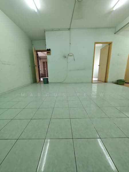 Flat for Sale at Dahlia - Marcus Yeow - Interior - PropertyGuru.com.my