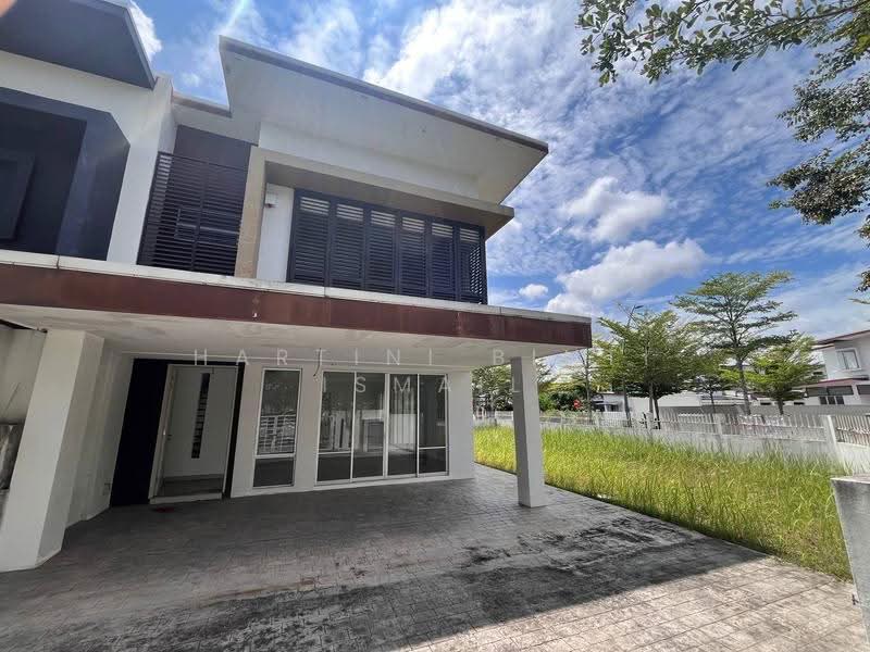 Rumah Teres 2-Tingkat untuk Dijual di Shah Alam (Selangor) - Hartini Binti Ismail - Exterior - PropertyGuru.com.my