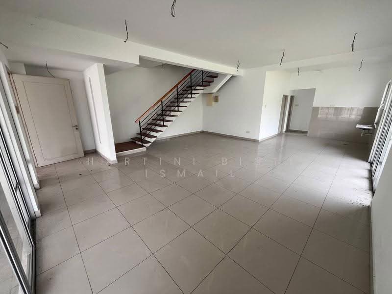 Rumah Teres 2-Tingkat untuk Dijual di Shah Alam (Selangor) - Hartini Binti Ismail - Interior - PropertyGuru.com.my