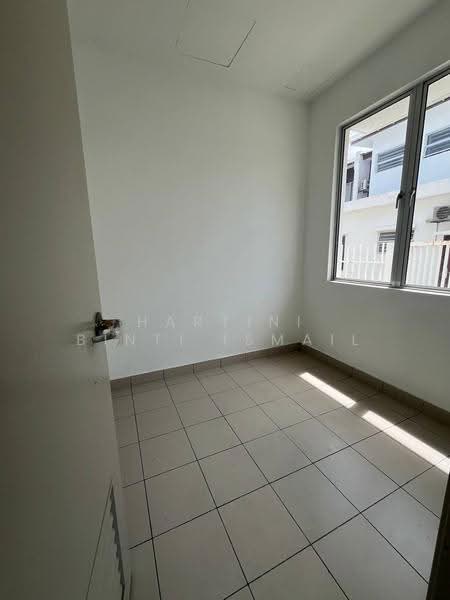 Rumah Teres 2-Tingkat untuk Dijual di Shah Alam (Selangor) - Hartini Binti Ismail - Interior - PropertyGuru.com.my