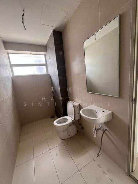 Rumah Teres 2-Tingkat untuk Dijual di Shah Alam (Selangor) - Hartini Binti Ismail - Bathroom - PropertyGuru.com.my
