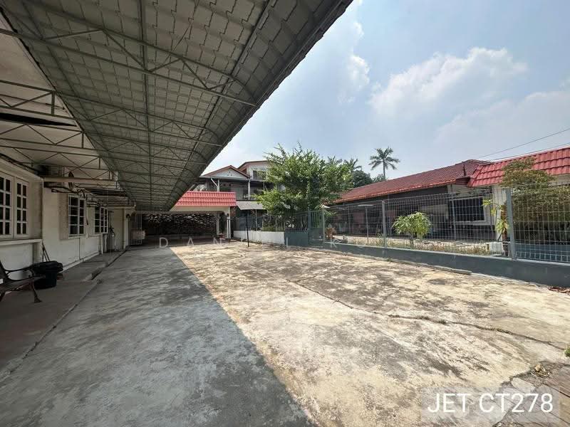 Semi-Detached House for Sale in Taman Eng Ann (Klang) - Daniel Kok - Exterior - PropertyGuru.com.my