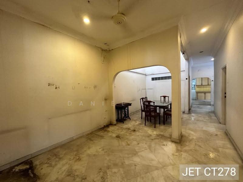 Semi-Detached House for Sale in Taman Eng Ann (Klang) - Daniel Kok - Dining Room - PropertyGuru.com.my