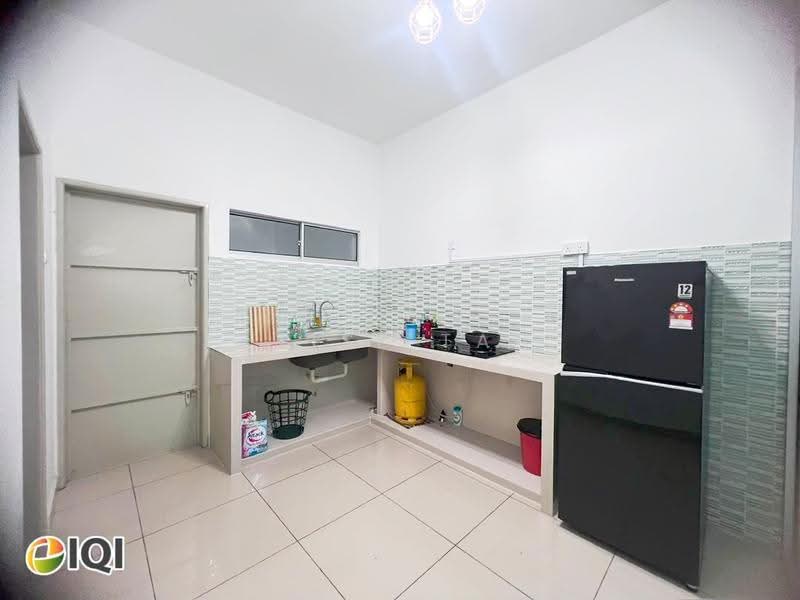 Rumah Teres 2-Tingkat untuk Disewa di Bandar Putra Bertam (Kepala Batas) - Elise Tan - Kitchen - PropertyGuru.com.my