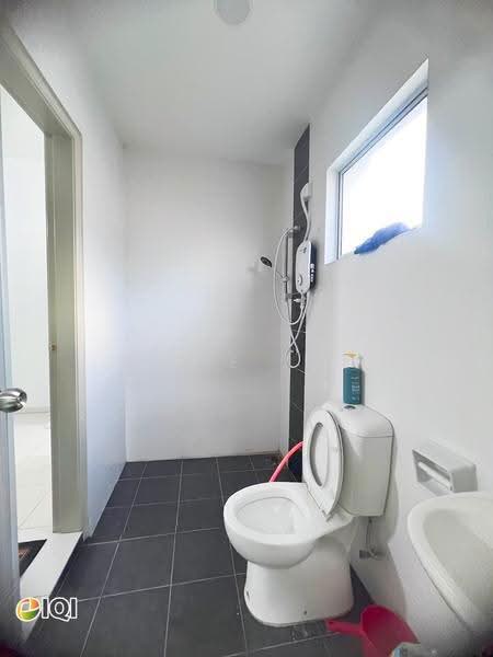 Rumah Teres 2-Tingkat untuk Disewa di Bandar Putra Bertam (Kepala Batas) - Elise Tan - Bathroom - PropertyGuru.com.my