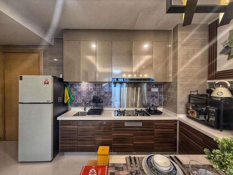 Kondominium untuk Disewa di R&F Princess Cove Phase 2-Seine Region - Benjamin Oh - Kitchen - PropertyGuru.com.my