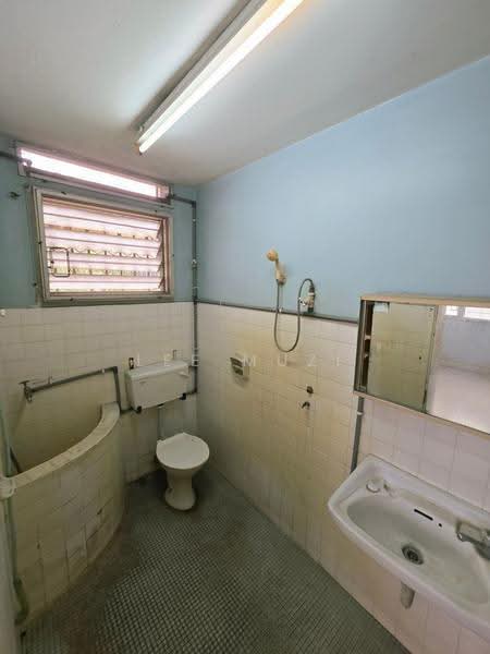 Bungalow House untuk Dijual di Taman Sppk (Ipoh) - Lee Muzi - Bathroom - PropertyGuru.com.my