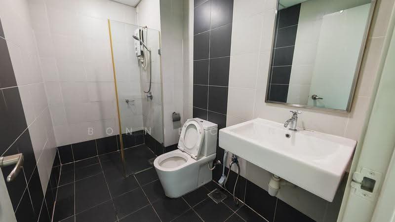 Service Residence for Rent at Centrestage Designer Suite - Bonnie Chong - PropertyGuru.com.my