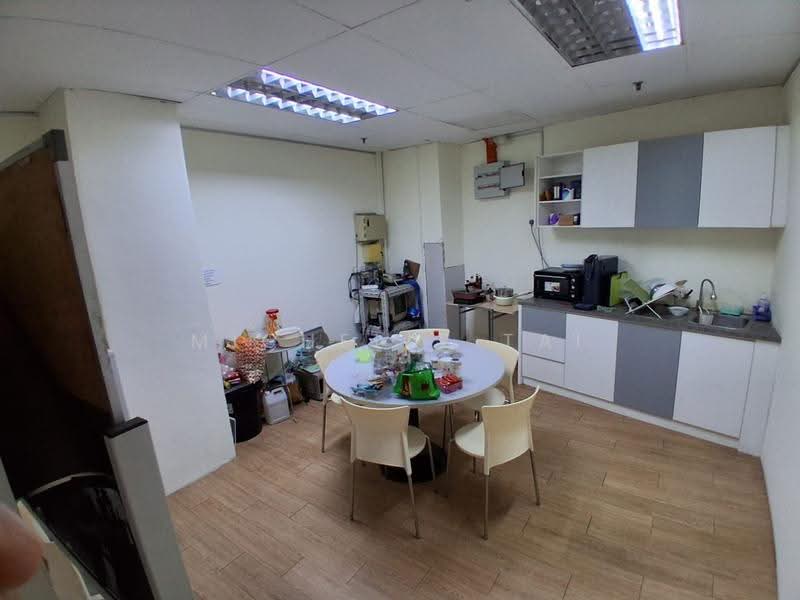 Office for Rent in Petaling Jaya (Selangor) - Michelle Tai - Kitchen - PropertyGuru.com.my