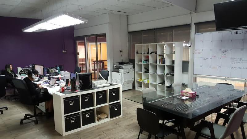 Kilang Berkembar untuk Disewa di Taman Industri Sungai Buloh (Sungai Buloh) - Tabber Tan - Interior - PropertyGuru.com.my
