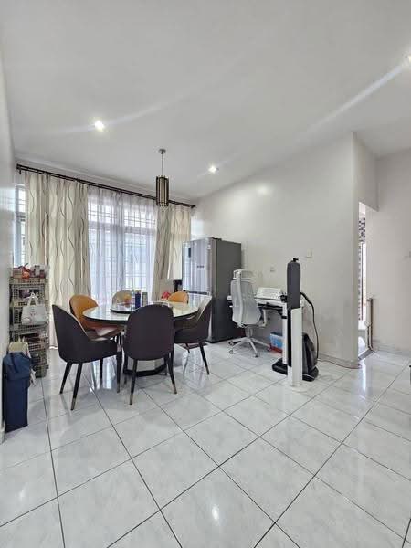Rumah Berkembar untuk Dijual di Taman Bukit Jaya (Ulu Tiram) - Alan Lee - PropertyGuru.com.my