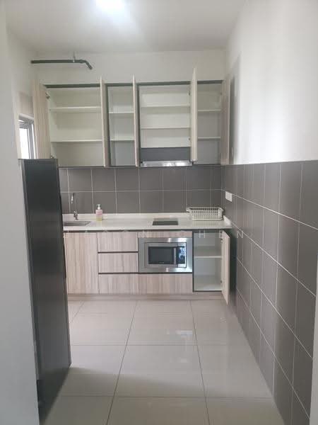 Apartment for Sale at Residensi Seri Wahyu - Jason Chen - Kitchen - PropertyGuru.com.my