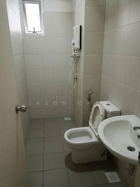 Apartment for Sale at Residensi Seri Wahyu - Jason Chen - Bathroom - PropertyGuru.com.my