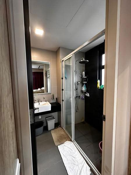 Service Residence for Sale at 28 Boulevard - YP Tan - Bathroom - PropertyGuru.com.my