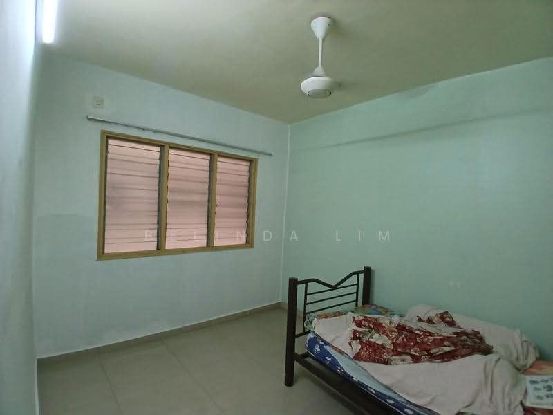 Apartment for Sale at Vista Lavender - Belinda Lim - Bedroom - PropertyGuru.com.my