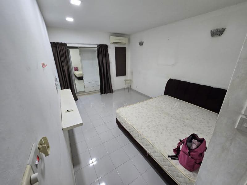 Rumah Bandar untuk Disewa di Taman Amansiara (Rawang) - Jeffrey Liew - Bedroom - PropertyGuru.com.my