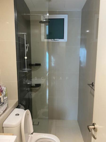 Kediaman Servis untuk Dijual di Desa Green - SC Yap - Bathroom - PropertyGuru.com.my