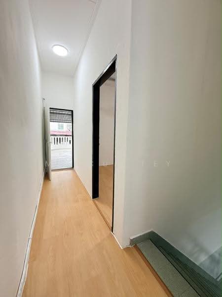2-storey Terraced House for Sale in Taman Desa Kluang (Kluang) - Marcus Tey - Corridor - PropertyGuru.com.my